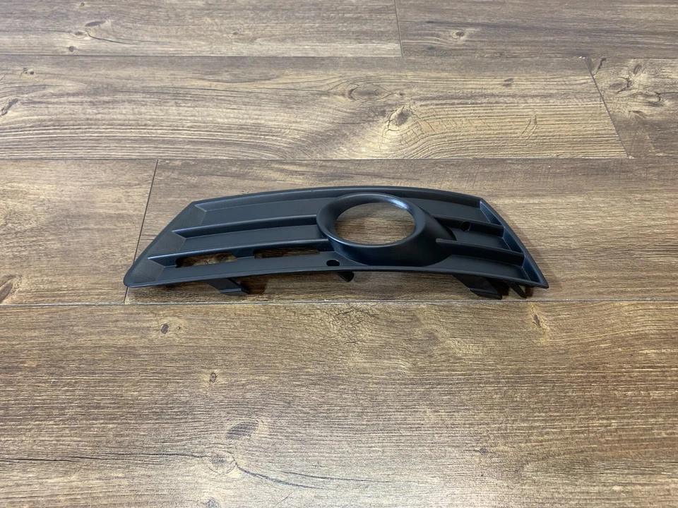 2009-2012 Volkswagen CC Front Bumper Lower Outer Grille Cover Left Side *NOTE* - Image 1 of 4