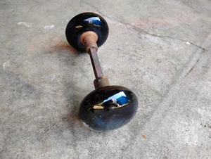 Antico pomello porta porcellana nera, COPPIA vintage - Foto 1 di 3