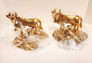 Paar (2) goldene Metall Kamdhenu Kuh und Kalb Statuen - Wohndeko, Vastu, Puja - Bild 1 von 10