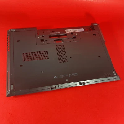 HP Elitebook 8440p  BOTTOM BASE CASE COVER GENUINE LAPTOP 584048-001 - - Image 1 of 4