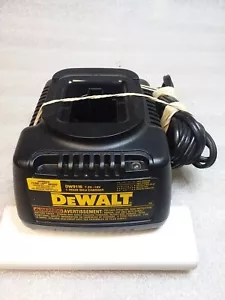Dewalt 1 Hour Battery Charger 7.2V - 18V DW9116 With Tune Up Mode - Picture 1 of 3