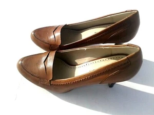 ADRIENNE VITTADINI Brown Leather Pump Heel Shoes Size 7.5M - Picture 1 of 6