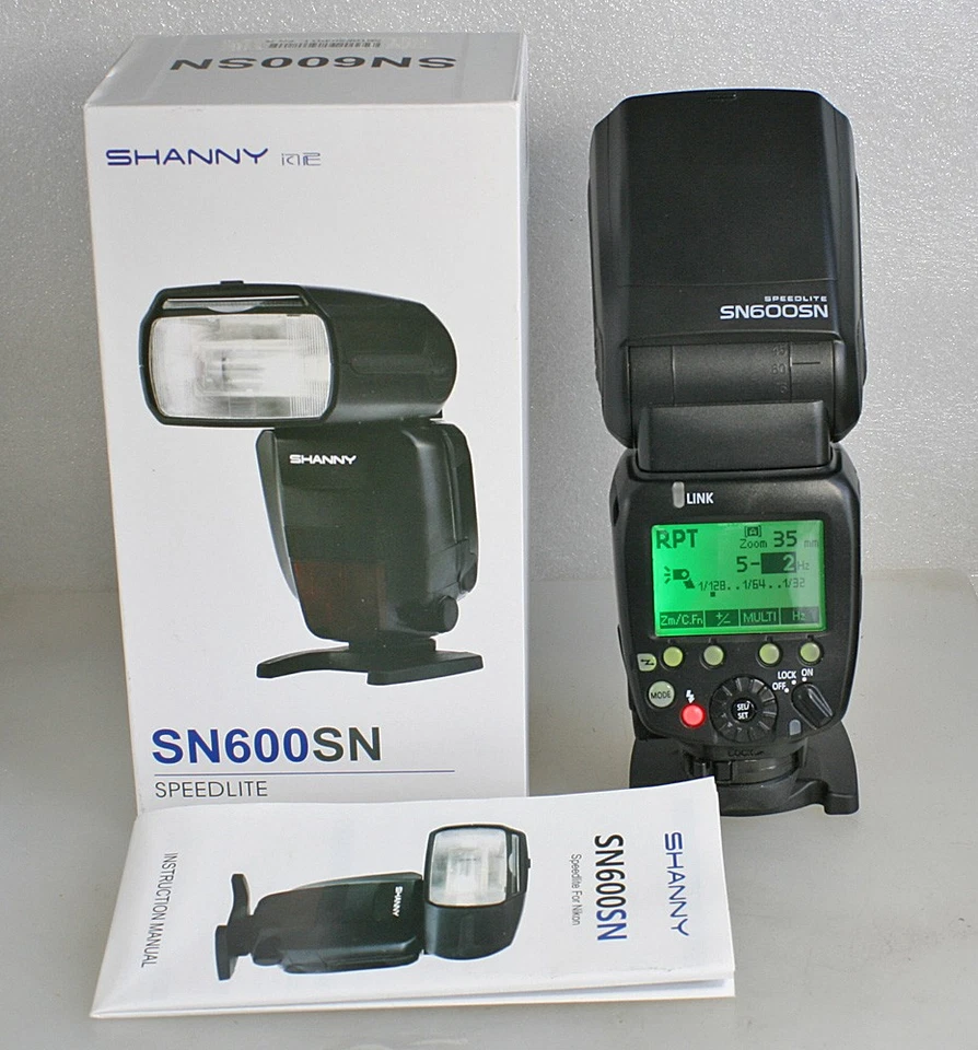 Shanny SN600SN Flashgun for Nikon DSLR's, Boxed with Case and Manual, Excellent - Image 1 of 4