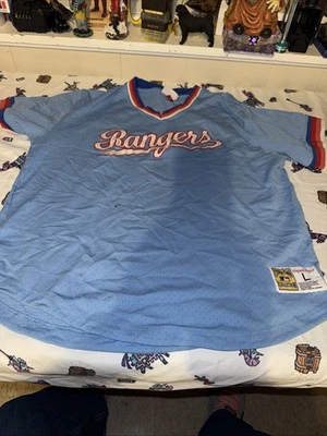 JERSEY HOMBRE MITCHELL & NESS MLB TEXAS RANGERS MALLA CUELLO EN V L Foto 1 de 4