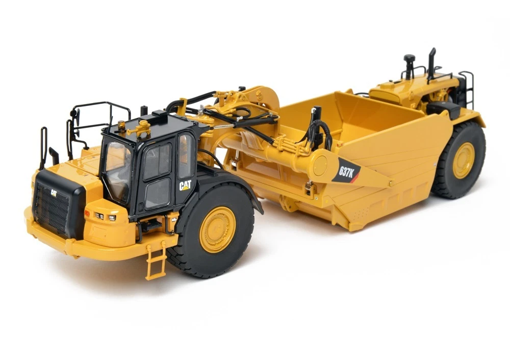 Caterpillar Scraper In Vintage Manufacture Diecast Construction