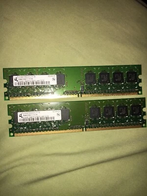 Infineon PC2-5300 512 MB DIMM 667 MHz DDR2 SDRAM Memory (HYS72T64000HU-3S-B) - Image 1 of 2