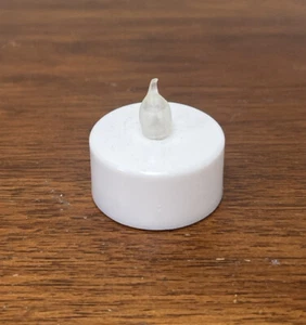 LED Battery Operated Flameless Candle Light 1.5" Across 1.5" High - Picture 1 of 3