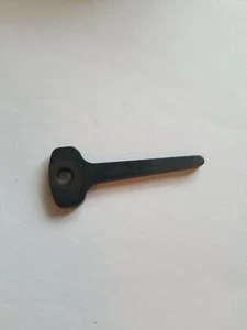 *USATO* 147060-SINGER-PRESSA SOLLEVATORE BARRA PER MACCHINE DA CUCIRE-SPEDIZIONE GRATUITA* - Foto 1 di 2