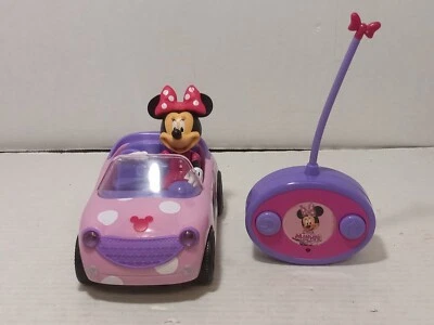 Disney Junior Minnie Mouse Roadster Rosa Lunares Control Remoto Coche Funciona Foto 1 de 4