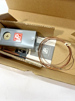 Paragon PTC-4111 single stage, single bulb Commercial Refrigeration Timer - Image 1 of 4