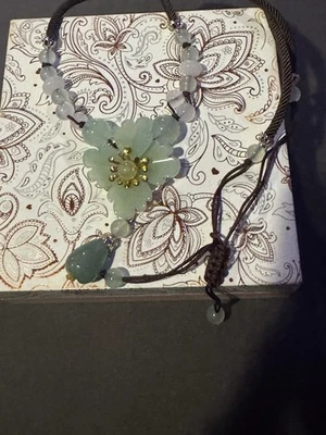 Collar ajustable calcedonia verde Foto 1 de 2