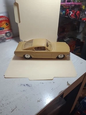 Vintage 1965/66 Mustang Fastback Light brown Plastic Toy Car 1/16 - Image 1 of 4