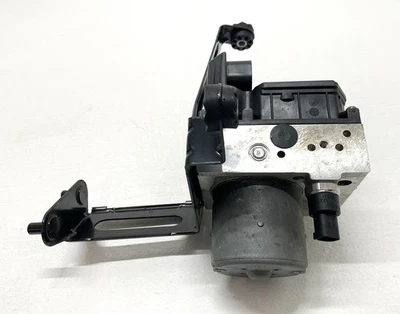 01-05 Genuine OEM BMW E46 325xi AWD ABS / DSC Hydro Unit Pump 34516762114 330xi - Image 1 of 4