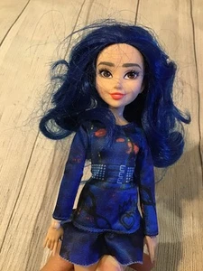 Disney Descendants Evie Doll - Picture 1 of 4