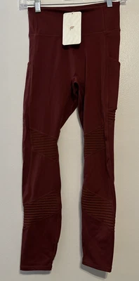 Leggings Fabletics Anywhere Cintura Alta Moto 7/8 Talla Pequeña Borgoña Motion365 Foto 1 de 4
