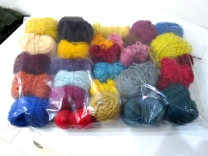 REAL Wool 500 GM DK Job Lot Knitting Crochet Squares Pompom Crafts TAPESTRY - Picture 1 of 2