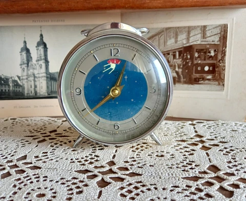 Vintage alarm clock, China, Animated, mechanical, Space era, Sputnik, swallow Cover