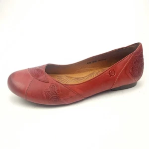 Born Ballet Flats Red Leather Embossed Floral Women’s Shoe Size 8 M/W - Picture 1 of 9