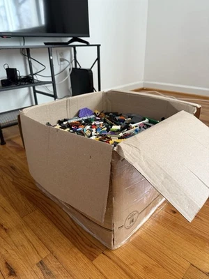 Caja llena de legos / mega bloques (halo) Foto 1 de 3