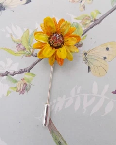 Yellow SUNFLOWER PIN Floral Wedding Daisy Memorial Lapel Flower Pin HAND PAINTED - Picture 1 of 8