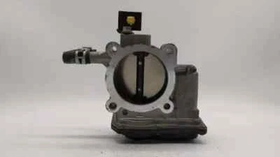 Toyota Camry 2010-2017/2009-2018 RAV4 carrocería del acelerador Foto 1 de 4