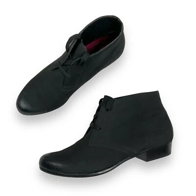 Munro Shoes Womens Size 8 Bootie Lace Black Sloan Leather Comfort Block Heel EUC - Image 1 of 4