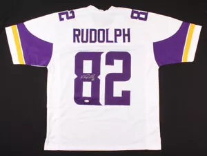 Kyle Rudolph Signed Minnesota Vikings Jersey (Beckett COA) 2×Pro Bowl T.E. - Picture 1 of 6