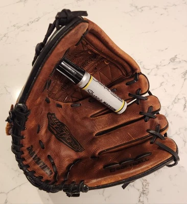 DeMarini A0725 13" Guante de Béisbol Softbol Derecha Monsta Web Cuero Marrón Wilson Foto 1 de 4