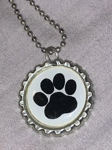 Vintage Dog Cat Pet Paw Bubble Bottle Cap Charm Pendant Silver 23 Chain Necklace - Picture 1 of 5