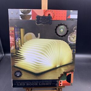 FAO SCHWARTZ Czarnoksiężnik z Krainy Oz LED Book Light Nowy w pudełku