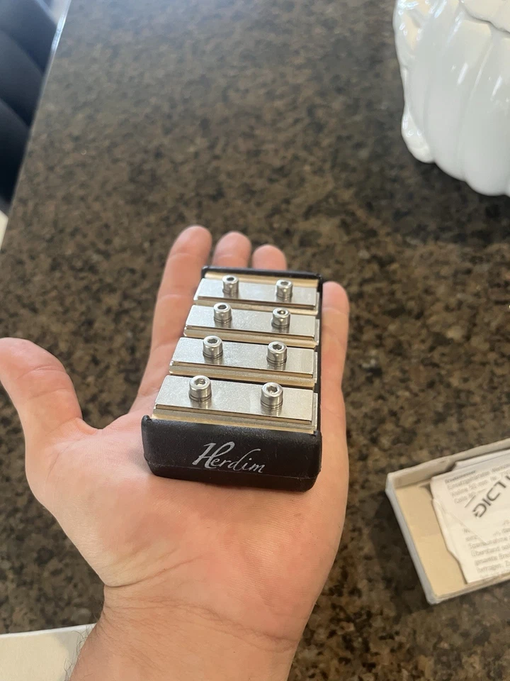 Afeitadora de clavijas para violín estándar Herdim Foto 1 de 3