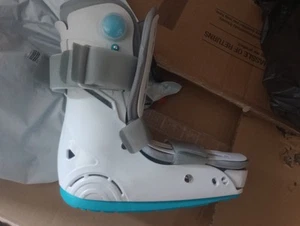 Tairibousy Walker Fracture Boot Size Large Inflatable Air Cam Broken Toe Foot - Picture 1 of 10