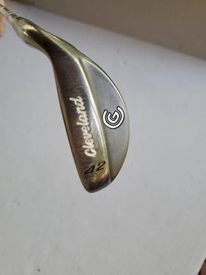 Cleveland Niblick Chipper 42°/10 Actionlite cuña flexible eje de acero 35′′ agarre original Foto 1 de 4