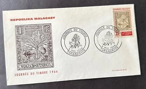 MALAGASY 1966 STAMP ON STAMP DAY WILD ANIMALS STAMPS ON STAMPS -S18978 - Picture 1 of 1