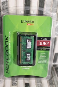 Kingston PC2-5300 1GB SO-DIMM 667 MHz DDR2 SDRAM Memory (KVR667D2SO/1GBR) - Picture 1 of 3