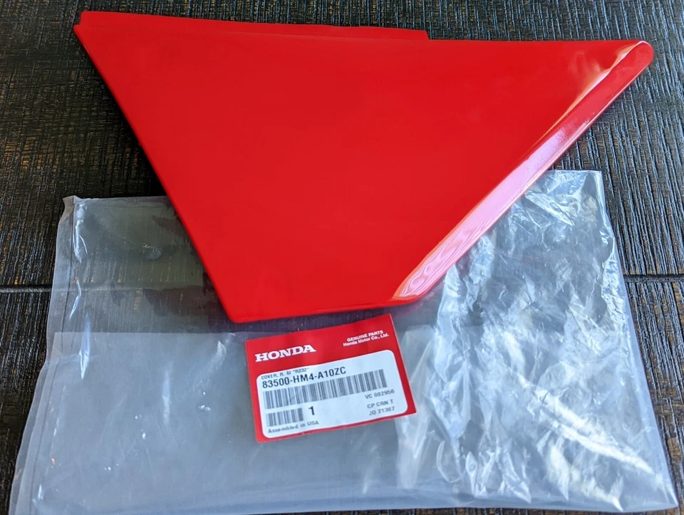 Genuine OEM Honda Fourtrax 300 Trx300 Kick Starter Side Cover Plastic Red