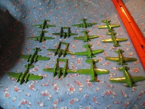 Vintage Plastic Irwin Fighting Squadron Airplanes Planes - Picture 1 of 6