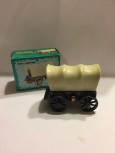 Carriage temperamatite in metallo miniatura made in Hong Kong - Foto 1 di 3