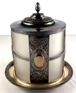 HW & Co. Repousse Antique Silverplate Biscuit Barrel, Birmingham, England - Picture 1 of 11