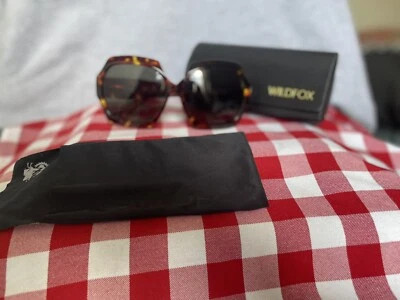 Gafas de sol Wild Fox Riviera anchas con caparazón de tortuga  Foto 1 de 4