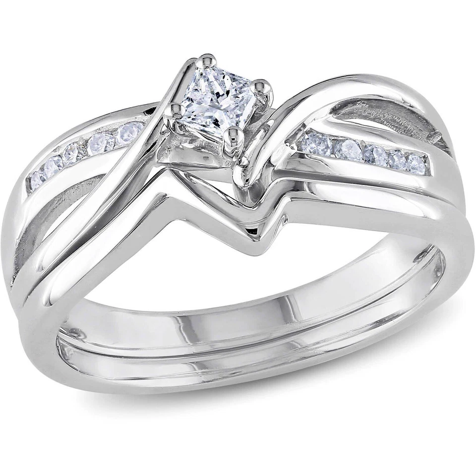 0.35 CT White Princess Cut CZ Women's Wedding Bridal Ring Set In Sterling Silver - Image 1 of 4