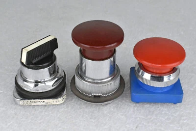 Lote de tres botones interruptores industriales empuje momentáneo y selector baquelita Foto 1 de 4