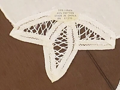 Juego de 4 servilletas de tela cuadradas de esquina estilo Battenburg blancas de algodón/lino sin usar Foto 1 de 4