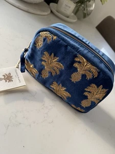 BNWT Elizabeth Scarlett Cobalt Blue Velvet Cosmetics Bag 13x20cm - Picture 1 of 5