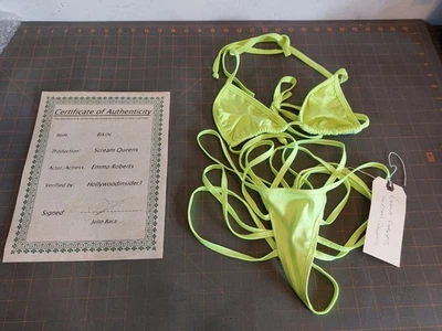 Emma Roberts Scream Queens 荧光黄色比基尼套装衣柜清算 — 第 1/4 张图片