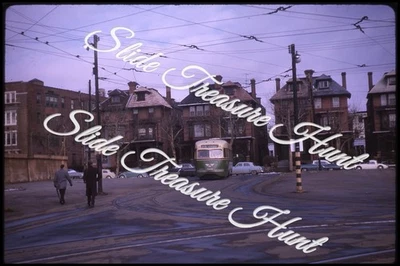 Carro de tracción PTC ferrocarril escena callejera Philadelphia 35 mm extensión años 60 Foto 1 de 3