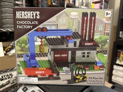 HERSHEY'S CHOCOLATE FACTORY 313 Piece Set Building Blocks - Image 1 of 2