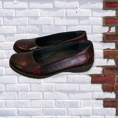 Fly Flot - Zapatos para mujer Reino Unido 4 borgoña estampado de cocodrilo Foto 1 de 4