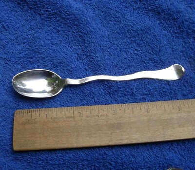 GERMÁNICO MUY TEMPRANO (?) Cuchara con mango de serpentina plateada - marcada - tal cual Foto 1 de 4