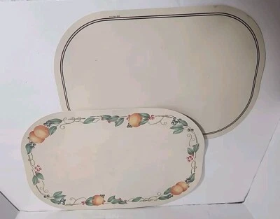 2 двусторонних виниловых коврика Corning Corelle Abundance с фруктовыми листьями и красной и синей полосой - Изображение 1 из 4